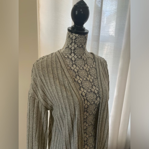 Light grey ribbed cardigan - Picture 5 of 9